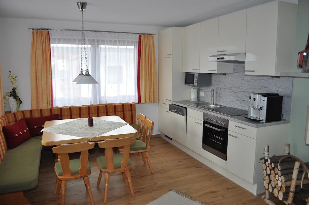 Ferienwohnung Haus Christl Aschau Im Zillertal Zimmer foto